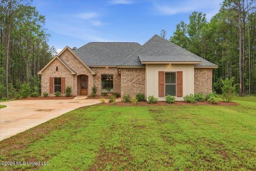 143 Ashwood Ln, Mendenhall, MS, 39114-2101 | Card Image