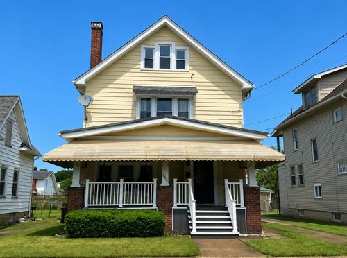 2935 Poplar St, Erie, PA, 16508-1679 | Card Image