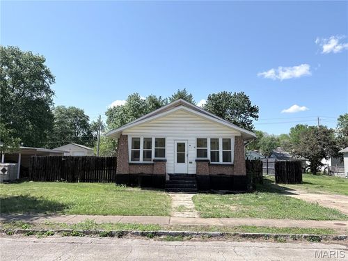704 Camilla St, Park Hills, MO, 63601-4014 | Card Image