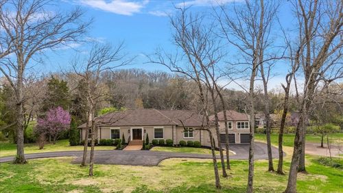 1409 Sneed Rd W, Franklin, TN, 37069-6932 | Card Image