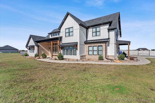 19 Conner Way, Calera, OK, 74730-5140 | Card Image