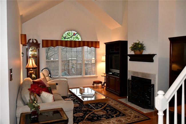 102 Linden Ct, Condo with 3 bedrooms, 3 bathrooms and 2 parking in Seven Fields PA | Image 10