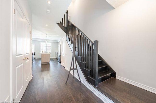 3 Pinot Cres, Townhouse with 3 bedrooms, 3 bathrooms and 3 parking in Stoney Creek ON | Image 6