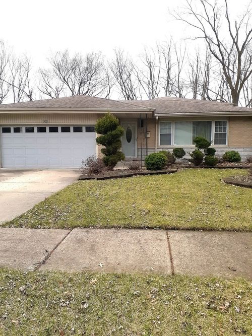 15831 Dante Dr, South Holland, IL, 60473-1820 | Card Image