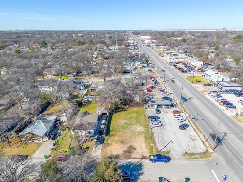 2329 Kings Ave, Haltom City, TX, 76117-5047 | Card Image