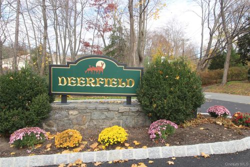 126 Whitetail Cir, Ossining, NY, 10562-2569 | Card Image