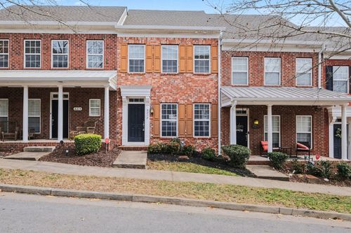 8212 Persia Way, Nashville, TN, 37211-7077 | Card Image