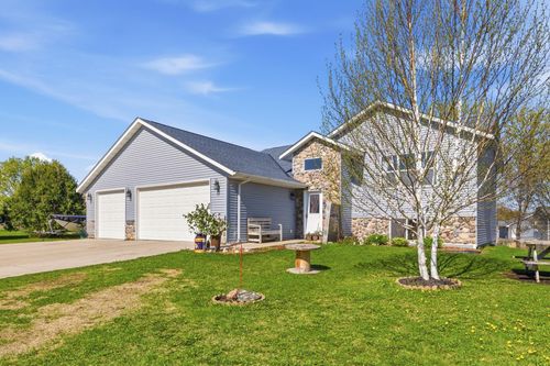 1204 Prairie Ridge Ln, Lester Prairie, MN, 55354-2001 | Card Image