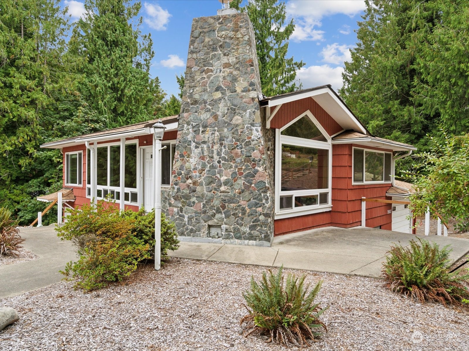 Chico Way, Bremerton, WA 98312
