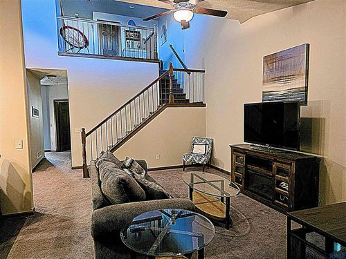 7905 Merrit Pl, Sioux Falls, SD, 57108 | Card Image