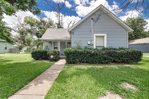 507 W Heard St, Cleburne, TX, 76033-9013 | Card Image