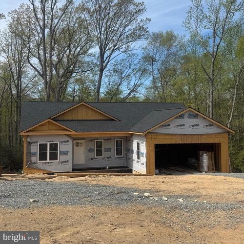 209 Federalist Way, Montross, VA, 22520-9036 | Card Image