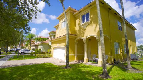 673 Gazetta Way, West Palm Beach, FL, 33413-1055 | Card Image