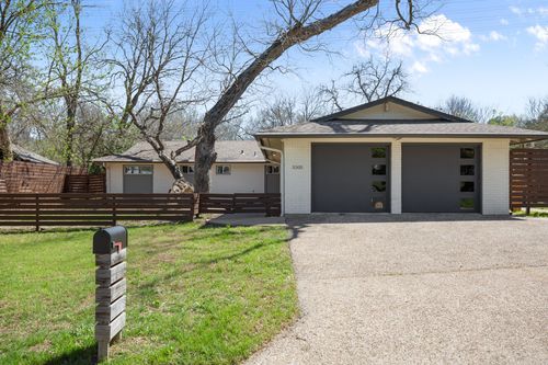 3305 Santa Monica Dr, Austin, TX, 78741-7021 | Card Image