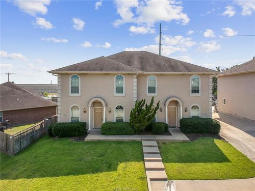 1410 Western Oaks Ct, Bryan, TX, 77807-1708 | Card Image