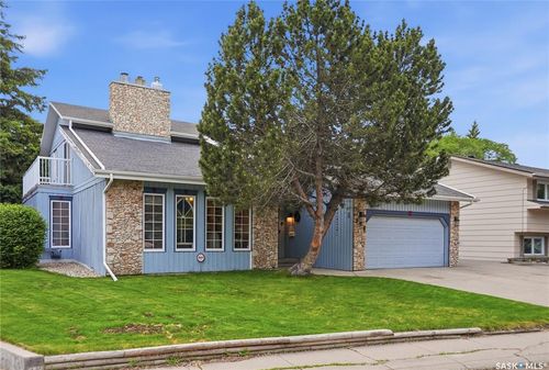 206 Willoughby Cres, Saskatoon, SK, S7H4W7 | Card Image