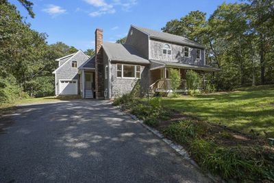 13 W Meadow Ln, House other with 3 bedrooms, 3 bathrooms and 8 parking in Oak Bluffs MA | Image 1