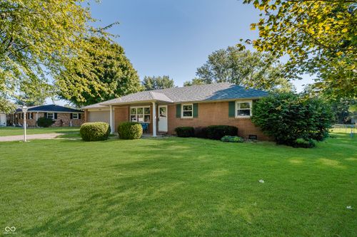 5120 Linden St, Anderson, IN, 46017-9717 | Card Image