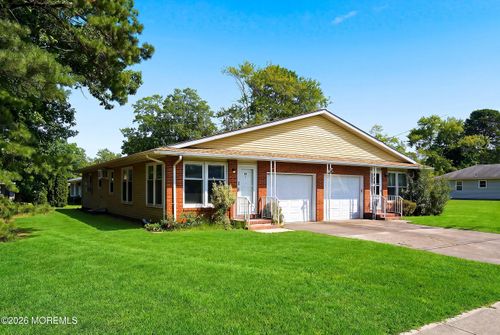 8-45 Dogwood Rd, Manahawkin, NJ, 08050-4927 | Card Image