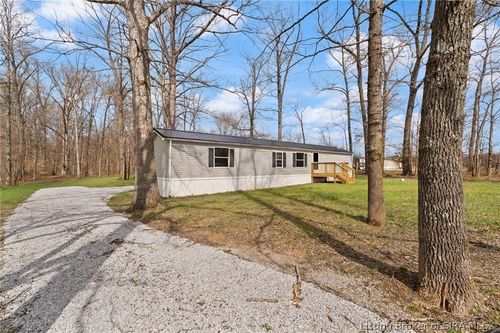 1260 County Line Rd Ne, Palmyra, IN, 47164-8810 | Card Image