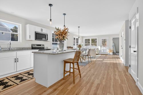 9-17 Feldspar Lane, Cumberland, ME, 04021 | Card Image