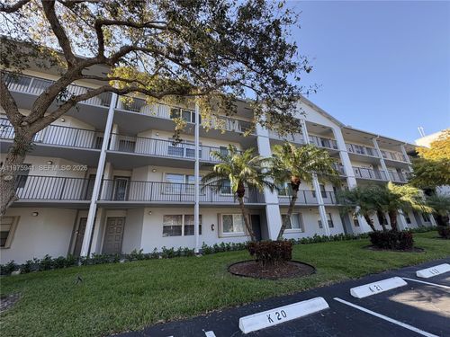 204k-1300 Sw 125th Ave, Pembroke Pines, FL, 33027-7118 | Card Image