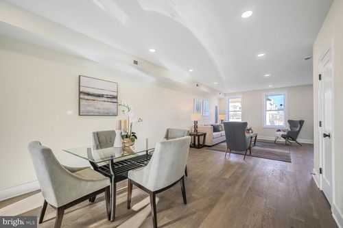 3552 Warder St Nw, WASHINGTON, DC, 20010-1724 | Card Image