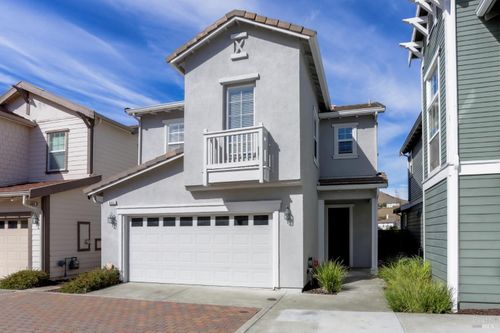 8400 Bennington Ct, Vallejo, CA, 94591-3864 | Card Image