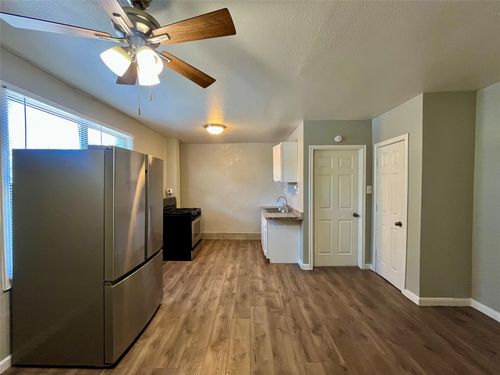 apt-21-2705 Lorraine St, Houston, TX, 77026-7401 | Card Image