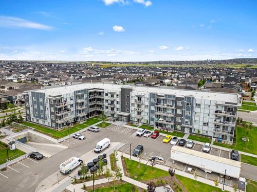120-40 Carrington Plaza Nw, Calgary, AB, T3P1X7 | Card Image