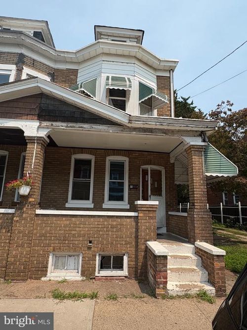1810 Chestnut Ave, TRENTON, NJ, 08611-2702 | Card Image