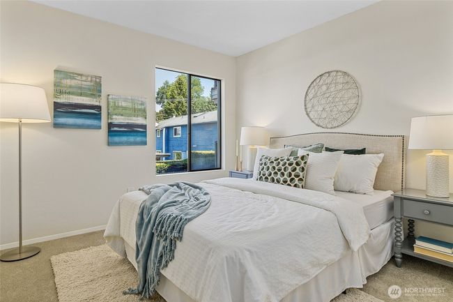 APT-302 - 2858 32 Nd Ave W, Condo with 2 bedrooms, 2 bathrooms and 1 parking in Seattle WA | Image 18