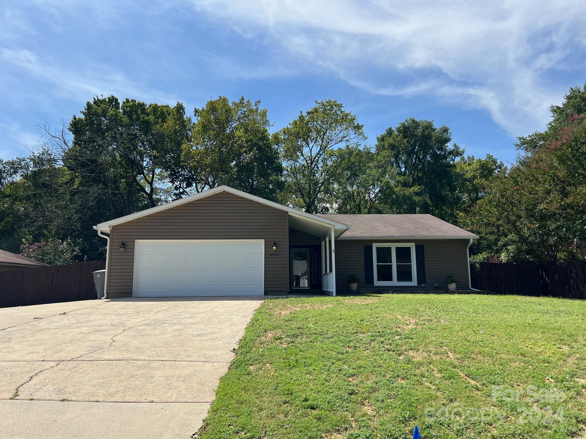 Long Needles Dr, Charlotte, NC 28277