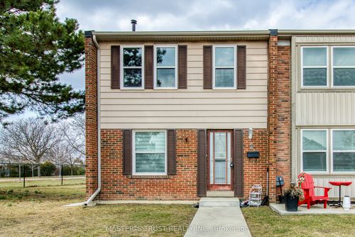 1-900 Central Park Dr, Brampton, ON, L6S3J6 | Card Image