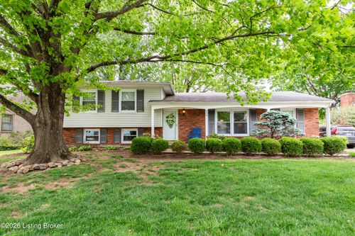 808 Foxwood Ave, Louisville, KY, 40223-2733 | Card Image