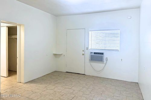 2454 N Treat Avenue, Tucson, AZ, 85716 | Card Image