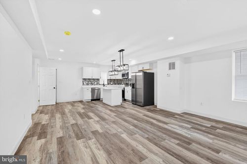2500 W Franklin St, BALTIMORE, MD, 21223-1104 | Card Image