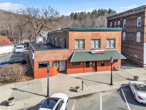 2-4 Main St, Huntington, MA, 01050 | Card Image