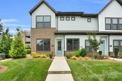 5946 Ardrey Kell Rd, Charlotte, NC, 28277-4997 | Card Image