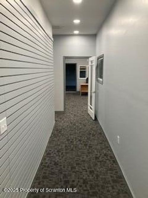 814 816 818 Main, Dickson City, PA, 18519 | Card Image