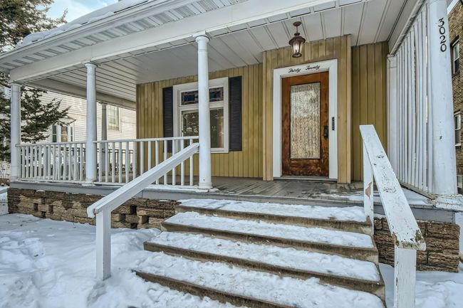 3020 James Ave S Minneapolis MN - Web Quality - 001 - 03 Exterior Front Entry.jpg | Image 20