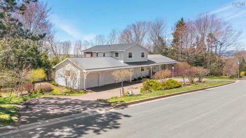 40 Fundy Dr, Truro, NS, B2N5Z3 | Card Image
