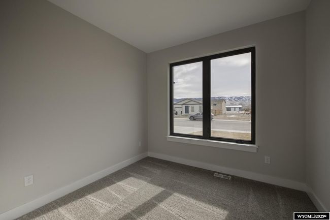 4501 Shale Cir, House other with 3 bedrooms, 2 bathrooms and null parking in Mills WY | Image 15