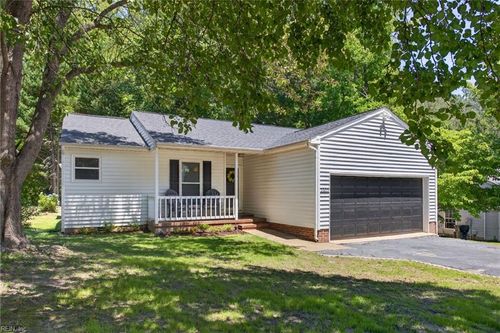 3305 Pinecrest Cir, Toano, VA, 23168-9064 | Card Image
