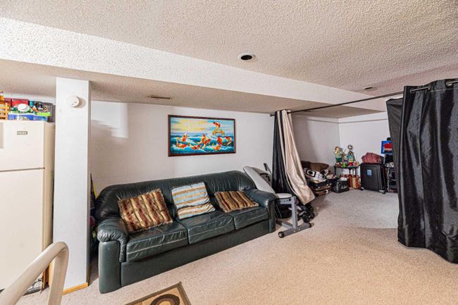 4227 Richmond Road Sw, Home with 3 bedrooms, 2 bathrooms and 2 parking in Calgary AB | Image 29