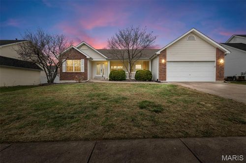 7 Cherokee Sunset Ct, O Fallon, MO, 63366-5989 | Card Image