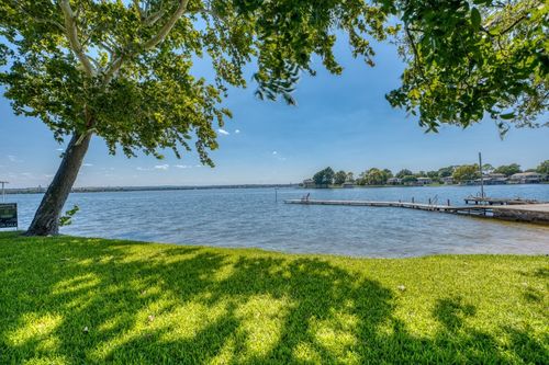 620 Deep Cove Dr, Granite Shoals, TX, 78654-2602 | Card Image