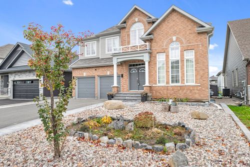 208 Rover St, Stittsville, ON, K2V0G2 | Card Image