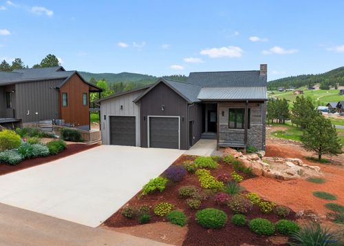 12235 Miles Cooper Ct, Sturgis, SD, 57785-6998 | Card Image