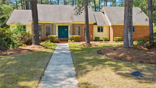 390 Hilliard Dr, Fayetteville, NC, 28311-2690 | Card Image
